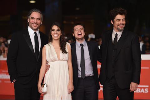 Escobar Paradise Lost: Andrea Di Stefano, Claudia Traisac, Josh Hutcherson, Benicio del Toro